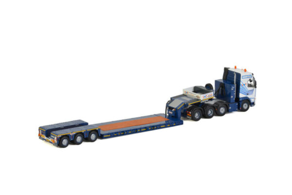 Van Wijgerden - EURO-PX 3-axle lowloader with Volvo FH02 Globetrotter 8x4