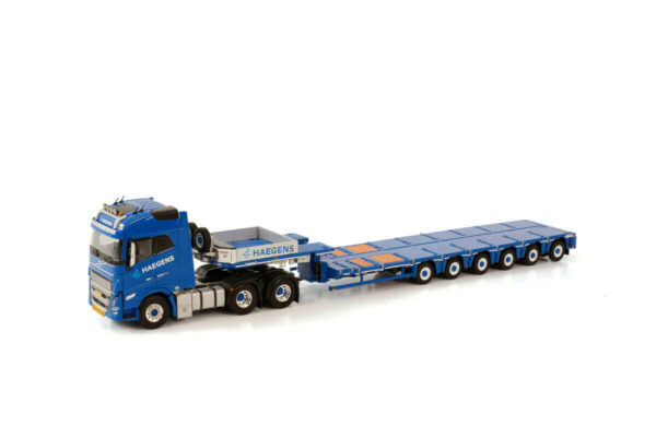 Haegens - MCO-PX 6-axle semi-lowloader with Volvo FH4 8x4