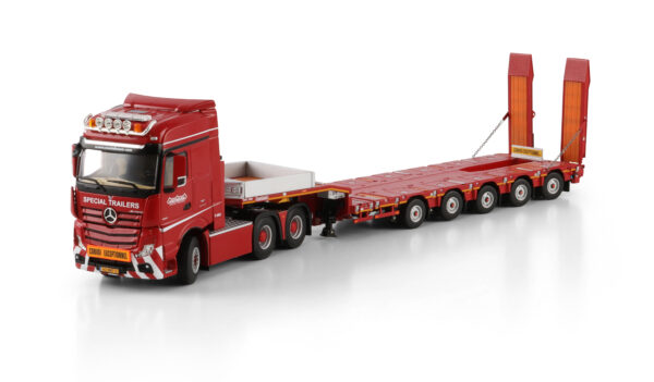 Nooteboom Red Line - 5-axle MANOOVR  with excavator trough and Mercedes Actros MP5 BigSpace 6x4
